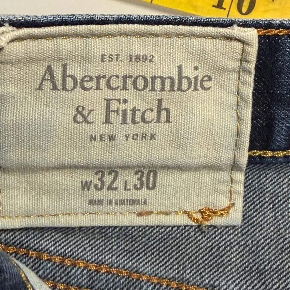 Abercrombie and Fitch Blue Denim Slim Straight Jeans Medium Wash Size W32 L30